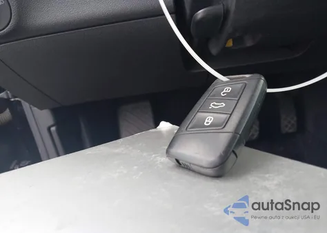 2019 Volkswagen Jetta 1.4T R-Line/1.4T S/1.4T Se from USA, damaged, VIN 3VWC57BU2KM182627